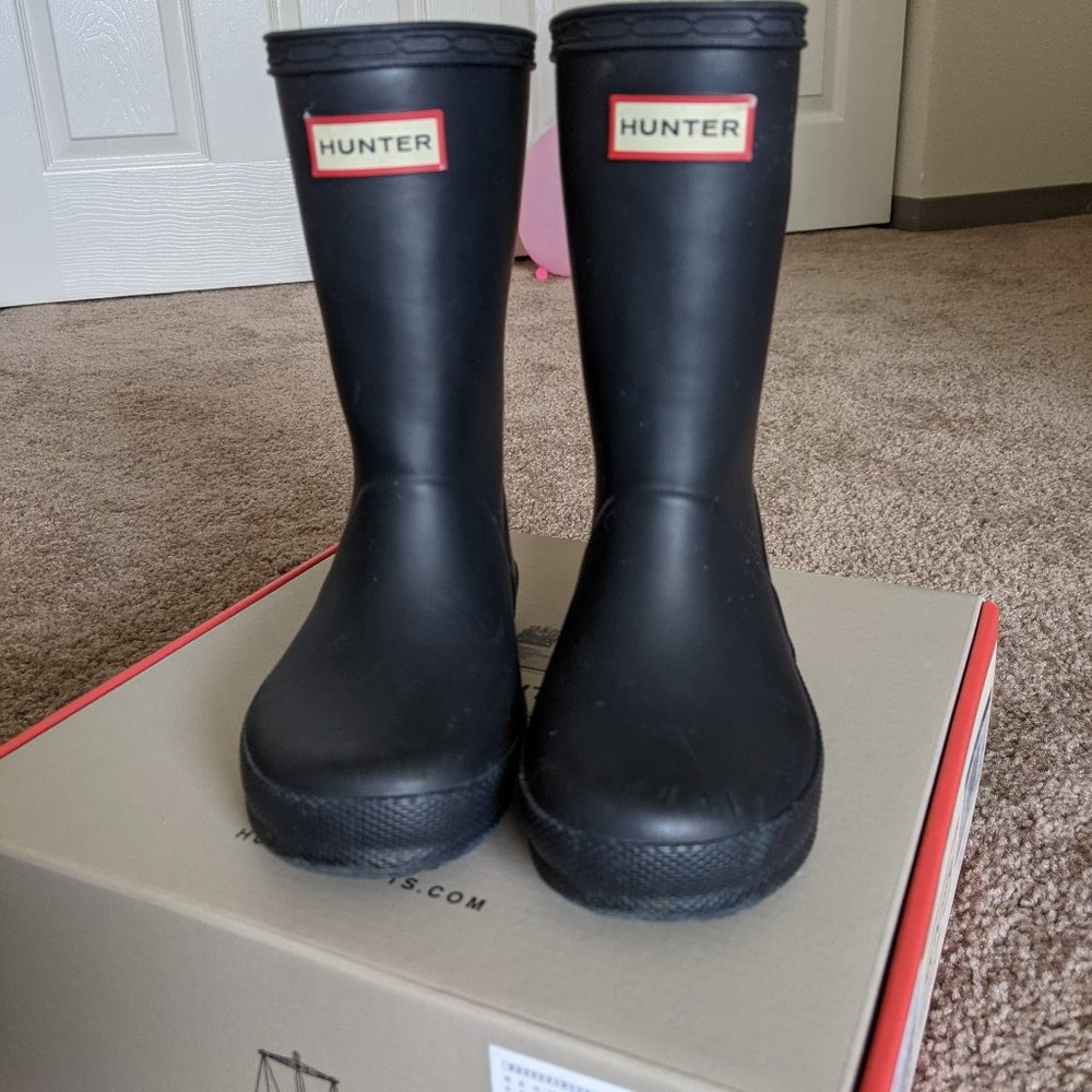 Hunter First Classic Waterproof Rain Boot (Navy)